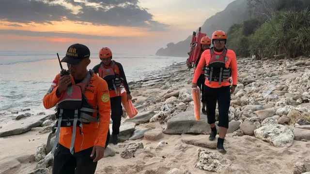 Jenazah Perempuan Tanpa Identitas Diduga WNA Ditemukan Mengambang di Pantai Nyang Nyang
