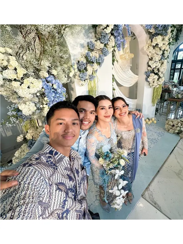 8 Potret Keluarga Aurel Hermansyah di Lamaran Thariq-Aaliyah, Krisdayanti Curi Perhatian