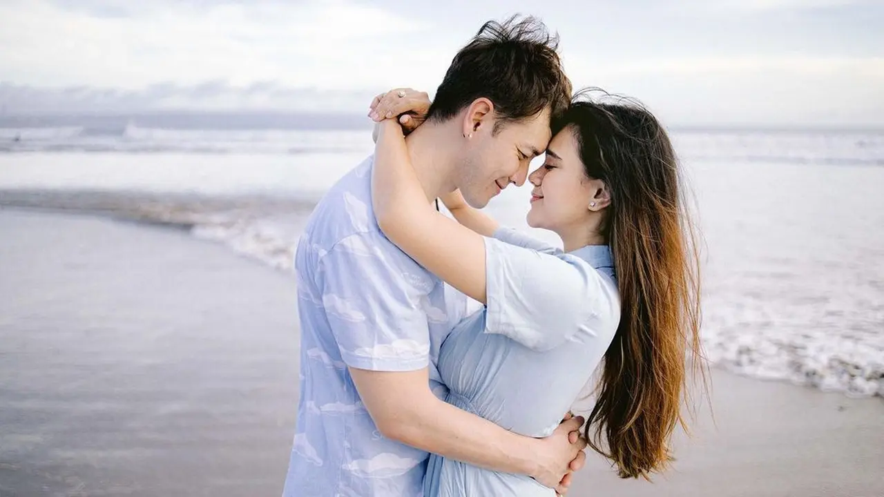 Masih Nikmati Liburan di Bali, Ini 6 Potret Romantis Audi Marissa dan Anthony Xie
