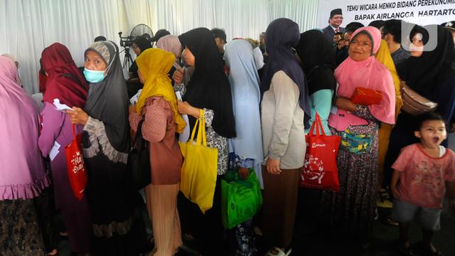 Airlangga Hartarto Salurkan BLT El Nino