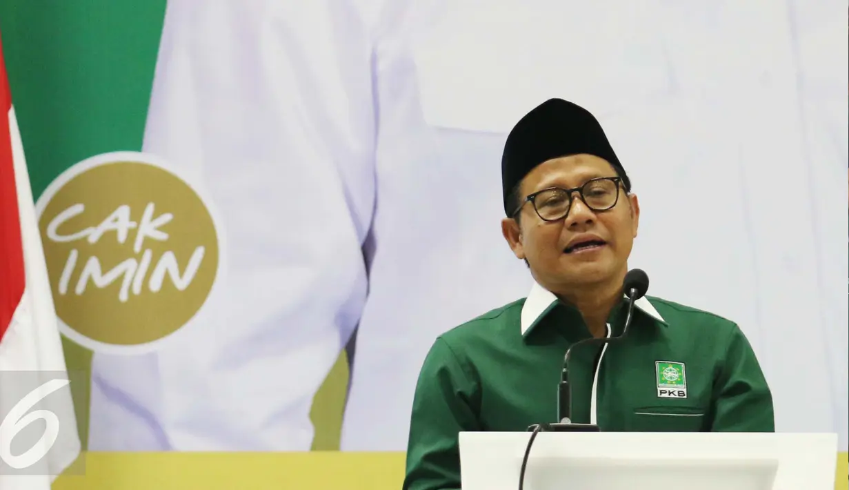 Ketum PKB Muhaimin Iskandar (Cak Imin) memberi sambutan saat Pembukaan Rapat Koordinasi Nasional (Rakornas) LPP DPP PKB di Kantor DPP PKB, Jakarta, Sabtu (29/4). Rakornas tersebut di hadiri  seluruh DPP PKB  se-Indonesia. (Liputan6.com/Angga Yuniar)