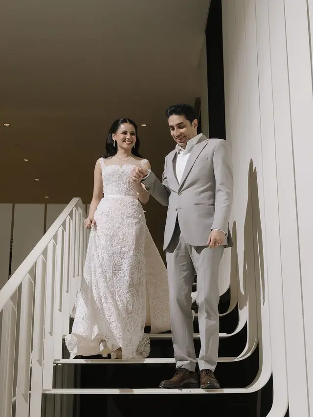 6 Potret Cantik Yunita Siregar Menikah di Hari Valentine, Tampil Bak Princess dengan Ball Gown Putih