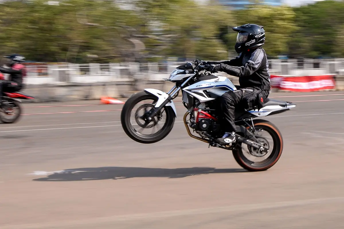 20150805- Atraksi CBR 150 dan New Sonic 150-Jakarta