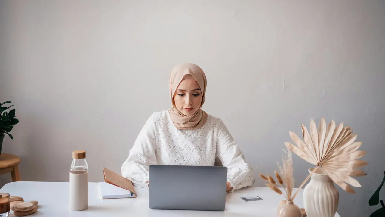 muslim mandiri dewasa karir