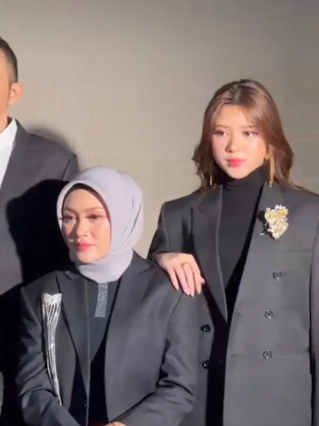 Pemotretan Tiara Andini dan Keluarga