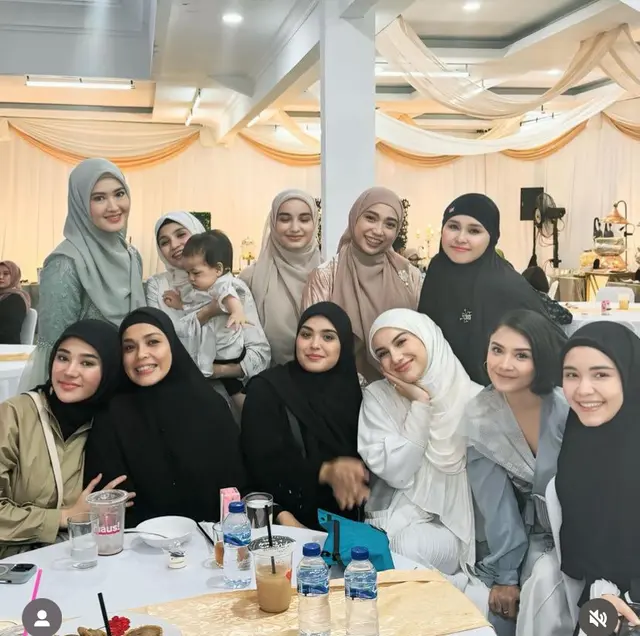 6 Momen Irish Bella gelar syukuran rumah baru, interaksi Haldy Sabri dan putra sambung bikin salfok