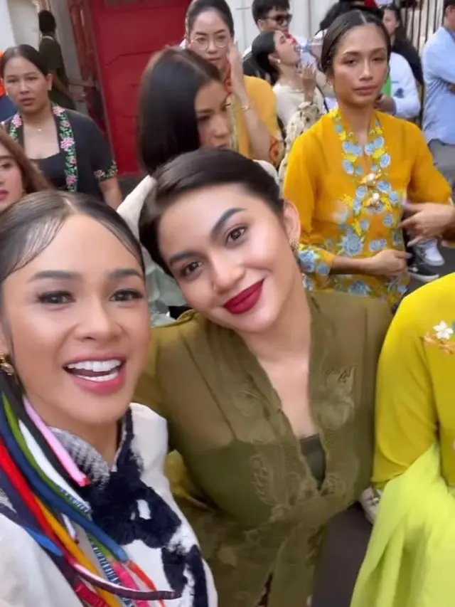 10 Tampilan Anggun Artis Kenakan Kebaya di Istana Berkebaya, dari Ariel Tatum, Nagita Slavina hingga Raline Shah