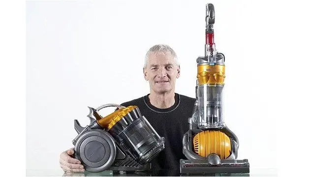 James Dyson dengan pengusahaan produsen Vacum Cleaner Dyson.