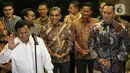 Ketua Umum Partai Gerindra Prabowo Subianto bersama Ketua Umum Partai Demokrat Agus Harimurti Yudhoyono  memberikan keterangan usai melakukan pertemuan di Kertanegara, Jakarta, Jumat (24/6/2022). Pertemuan selama dua jam itu pun belum ada kesepakatan antara Gerindra dan Demokrat. (Liputan6.com/Faizal Fanani)