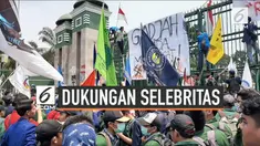 Aksi demonstrasi mahasiswa di berbagai daerah yang menuntut membatalkan revisi UU KUHP dan RUU KPK menyita perhatian publik. Sejumlah pesohor tanah air ikut mendukung secara moril hingga menggalang dana untuk para mahasiswa. Mereka juga meminta Presi...