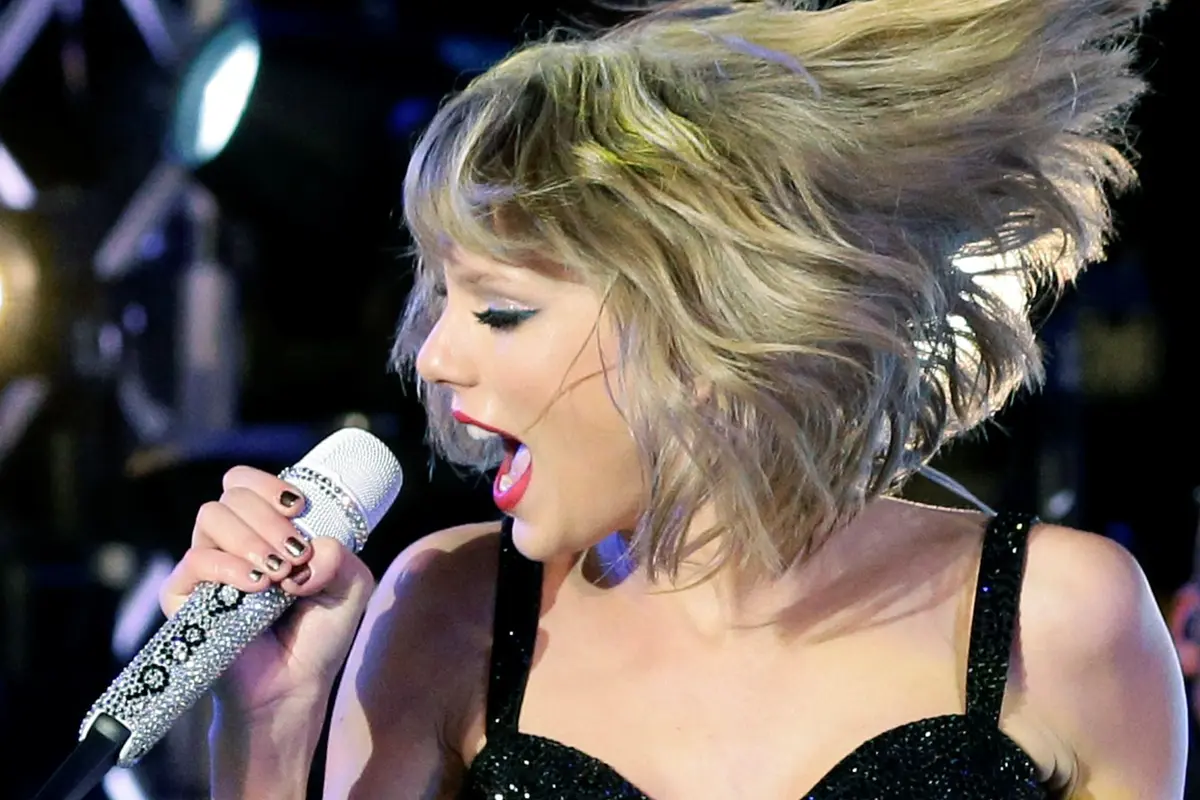 [Bintang] Taylor Swift