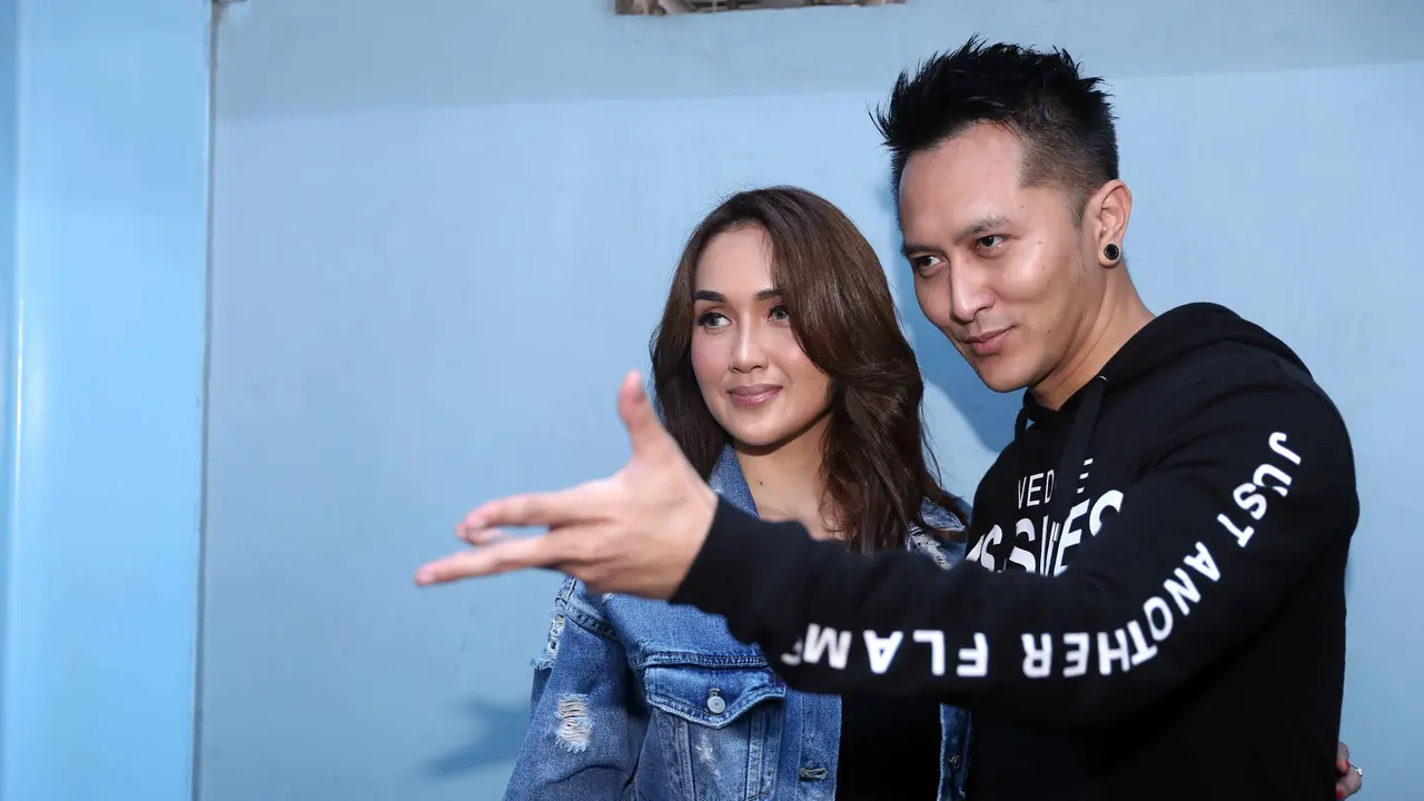 [Bintang] Demian Aditya dan Sara Wijayanto