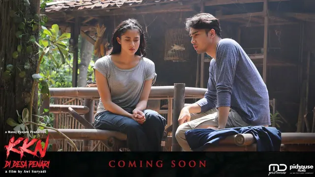 Segera Tayang di Bioskop, Ini 7 Potret Kebersamaan Pemain Film KKN Di Desa Penari