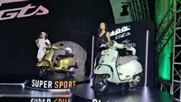 Vespa GTS 2023 hadir dalam tiga varian, yaitu Vespa GTS Classic yang berkelas dan elegan, Vespa GTS Super Sport yang tangguh, dan Vespa GTS Super Tech yang memiliki teknologi terkini. (Liputan6.com/Arief Aszhari)