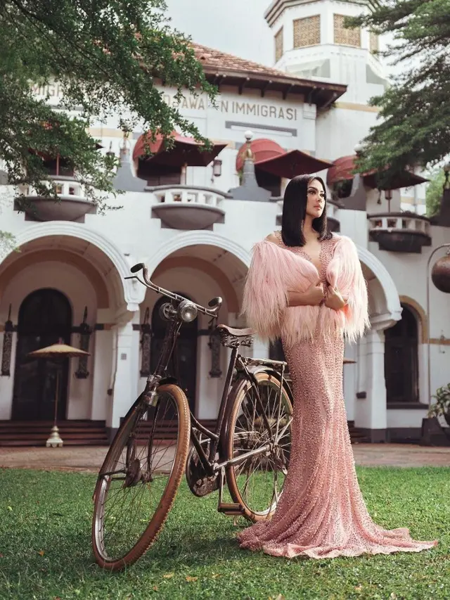 Syahrini (Instagram/princessyahrini)