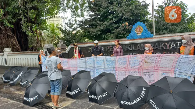 PRT di Yogyakarta Gelar Aksi Tuntut Pengesahan RUU PPRT di Hari PRT Rabu(15/2/2023).