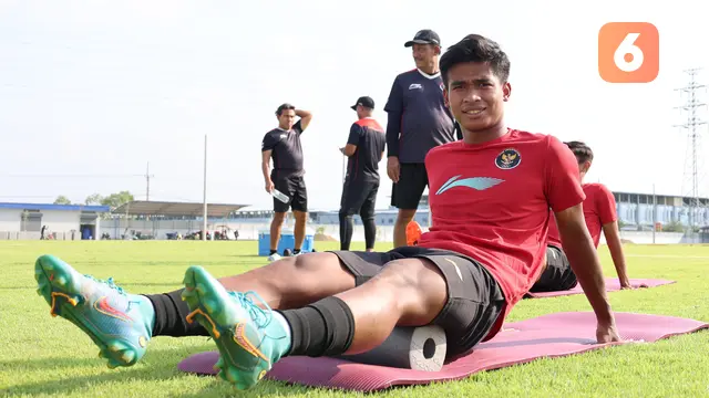 Foto: Full Senyum Skuad Timnas Indonesia U-22 dalam Sesi Latihan Jelang Hadapi Timor Leste pada Laga Ketiga SEA Games 2023