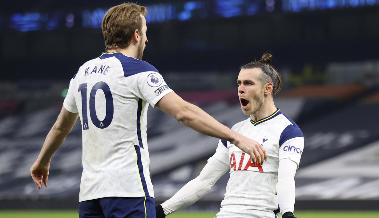 Tottenham Hotspur tampil garang saat menjamu sesama tim asal London, Crystal Palace pada laga Liga Inggris. Dua bomber andalan Jose Mourinho yakni Gareth Bale dan Harry Kane jadi bintang di laga tersebut. (Julian Finney/Pool via AP)