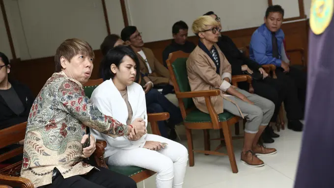 [Bintang] Aming dan Evelyn Nada Anjani