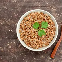 Buckwheat merupakan biji-bijian bebas gluten yang dikenal sebagai sumber protein legkap sekaligus kaya serat. [Dok/freepik.com/KamranAydinov]