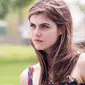 Dalam film San Andreas, sosok Alexandra Daddario patut menjadi sorotan tersendiri.