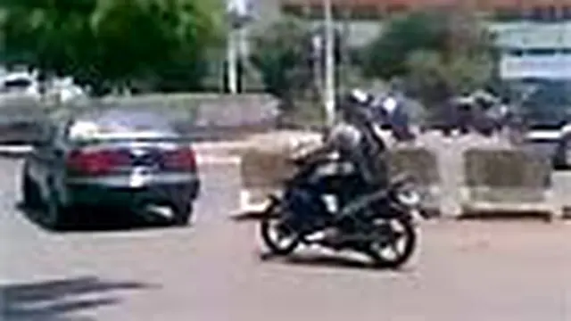 Rambu Lalu Lintas Hiasan Belaka