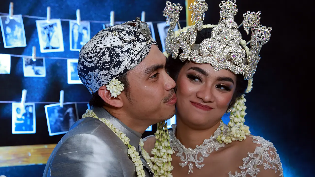 [Bintang] Ayudia Bing Slamet dan Ditto