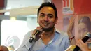 Musisi Bebi Romeo ketika peluncuran album bertajuk Signature Bebi Romeo di Jakarta, Rabu (3/5/2015). Bebi melakukan kolaborasi dengan penyanyi atas Indonesia dalam menggarap album terbarunya. (Liputan6.com/Panji Diksana)