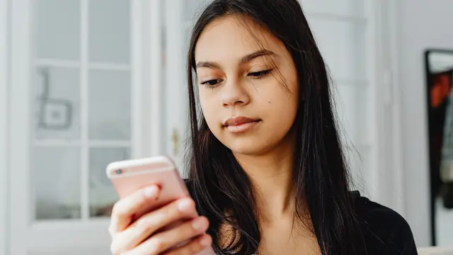 Saatnya Digital Decluttering, Ini Cara Merapikan Dompet Digital dan Aplikasi di Ponsel