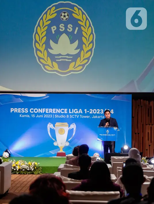 Ketua Umum PSSI, Erick Thohir dalam sambutannya megatakan pihaknya telah melakukan sejumlah terobosan untuk meningkatkan kualitas kompetisi ke depannya. Salah satu aspek yang menjadi fokus adalah terkait aspek bisnis. (Liputan6.com/Angga Yuniar)