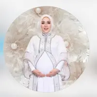 Syahrini saat Hamil 7 Bulan. [@princessyahrini]