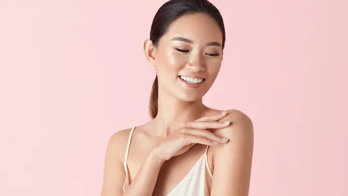 5 Tips Nude Makeup Agar Pancarkan Pesona Elegan di Momen Penting