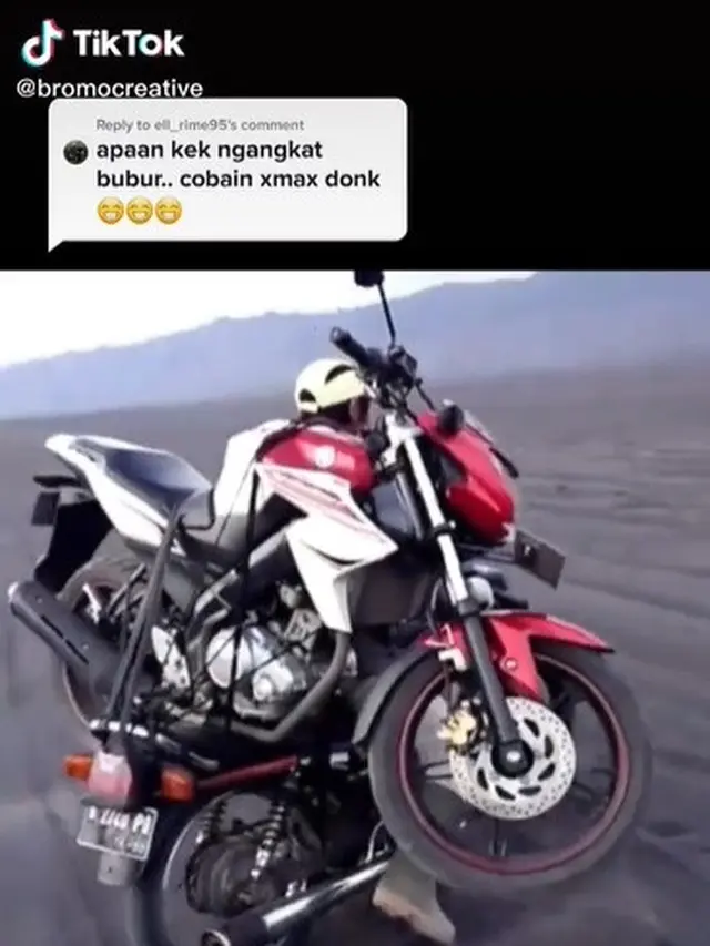 Viral Video Tukang Ojek Angkut Motor Ini Hanya di Gunung Bromo