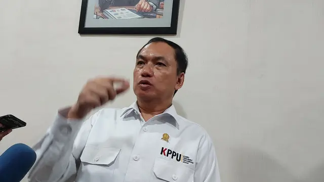 Ketua KPPU, Fanshurullah Asa