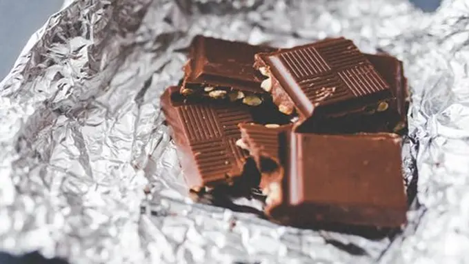 Bintik putih pada cokelat/copyright Pexels.com