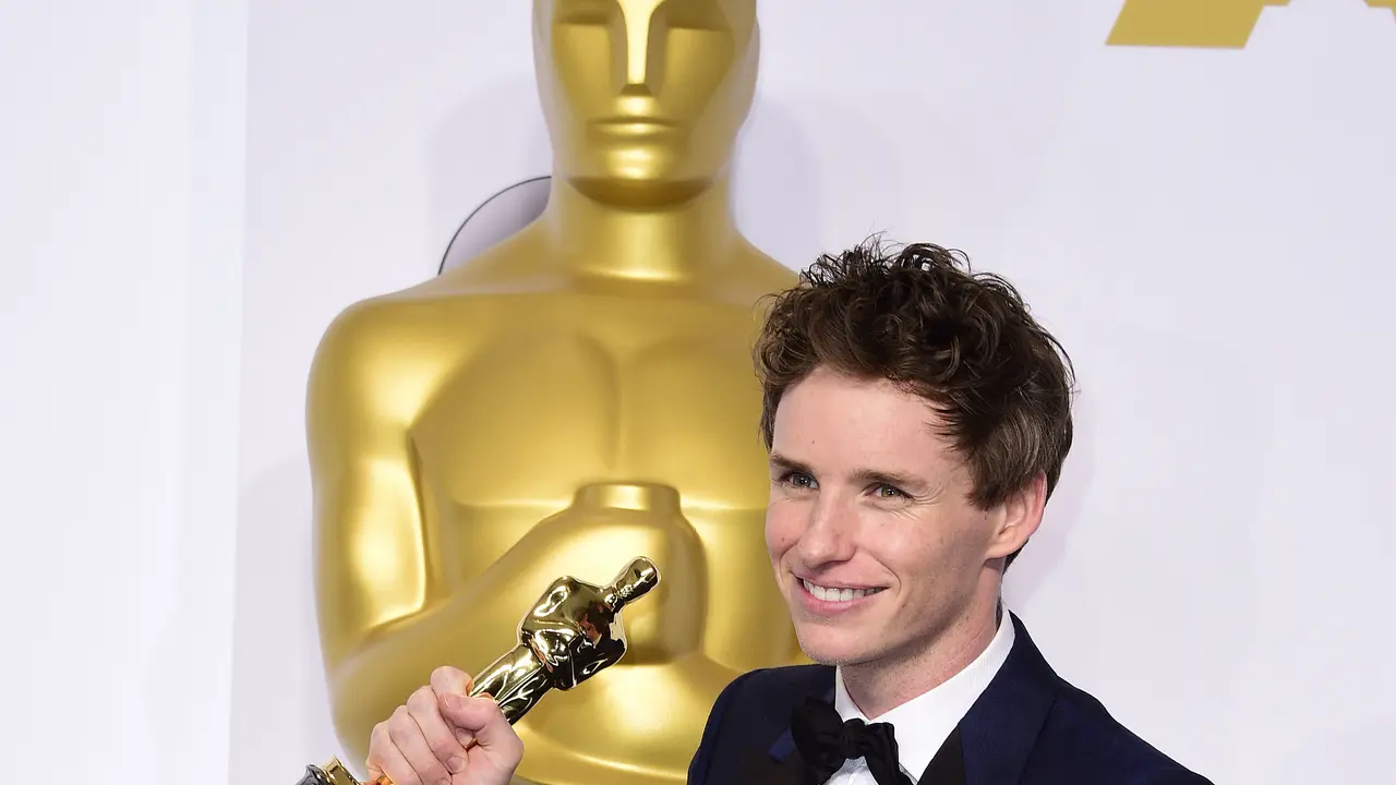 [Bintang] Eddie Redmayne