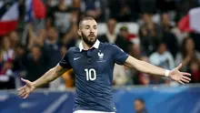 JUARA - Evra opimtisitis Karim Benzema bawa Prancis juara Piala Eropa 2016