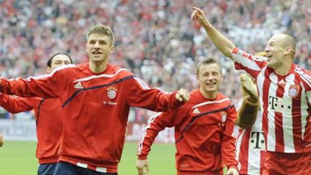 Selebrasi Thomas Muller dkk (© AFP 2010)