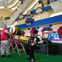 Berbagai acara seru dan program belanja yang menarik di Hari Lebaran.