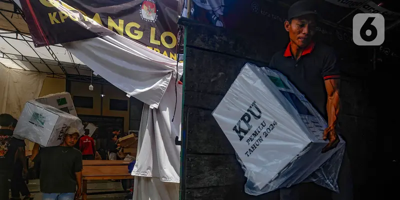 KPU Kota Tangerang Selatan Distribusikan Logistik Pemilu ke Panitia Pemilihan Kecamatan