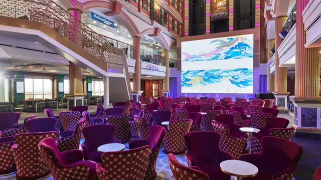 Berlabuh di Indonesia untuk Pertama Kalinya! Rasakan Pengalaman Wisata Pesiar Tak Terlupakan di Atas Resorts World Cruises