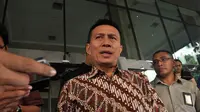 Namun kedatangan Ketua KY, Suparman Marzuki, kali ini bukan dalam rangka pemeriksaan perkara tertentu, melainkan diundang pimpinan KPK, Jakarta, Senin (6/10/14). (Liputan6.com/Miftahul Hayat)