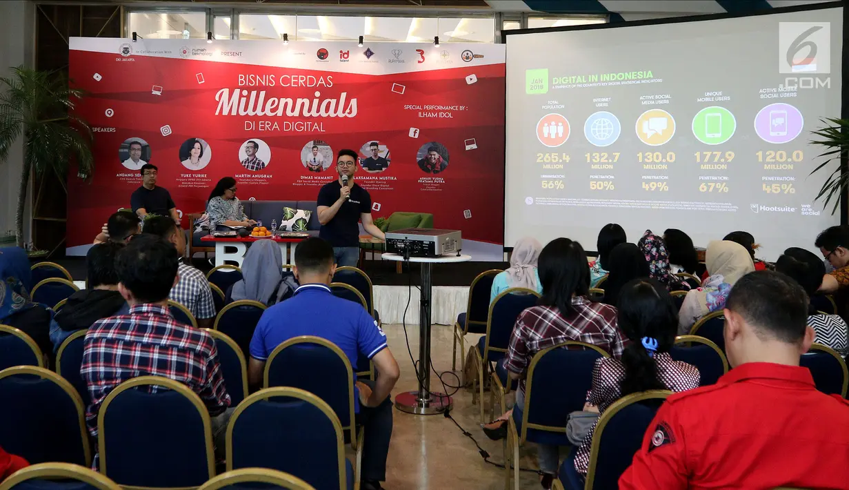 Founder Elven Digital Branding Consultant Laksamana Mustika menjadi pembicara diskusi 'Bisnis Cerdas Millennials di Era Digital' di Jakarta, Sabtu (24/2). Diskusi bertujuan menciptakan wirausaha muda khususnya di bidang digital. (Liputan6.com/JohanTallo)