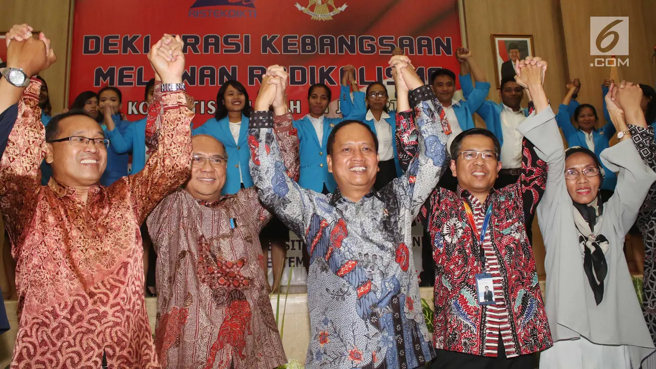 Menristek Dikti Bersama Pimpinan Perguruan Tinggi dan Mahasiswa Deklarasikan Anti Radikalisme