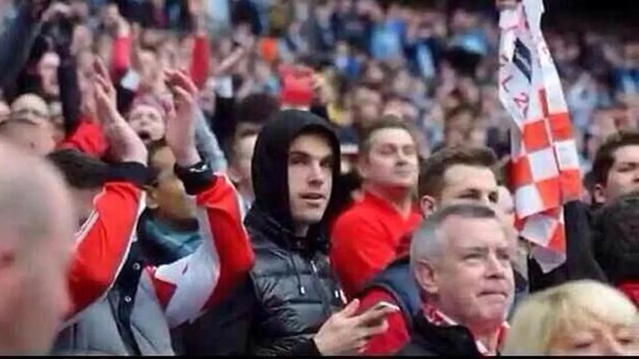 Jordan Henderson Nonton Final Piala Liga