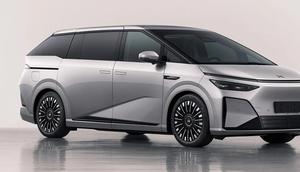 X9 REEV (Xpeng)
