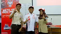 Pembalap Astra Motor Honda (AHM), Rheza Danica Ahrenz, membagikan pengalaman menjuarai Asia Road Racing Championship 2018 (AARC), di SMK Negeri 2 Jetis, Yogyakarta, Sabtu (20/10/2018).
