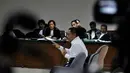 Dalam persidangan, Anas mengakui pernah dekat dengan Nazaruddin, tetapi dia mengklaim cuma ingin membantu mewujudkan impian ibu Nazaruddin, Jakarta, Kamis (4/9/14). (Liputan6.com/Miftahul Hayat) 