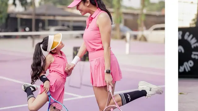 Potret Cantik Sea Anak Ryan Delon dan Sharena (credit: instagram/mrssharena)