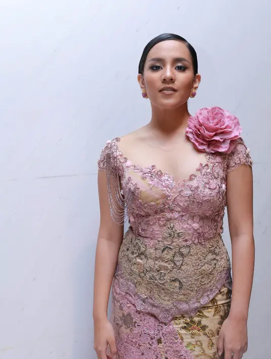 Selain mengidolakan Pattimura karena berasal dari Ambon, Angel juga kagum dengan sepak terjang The Founding Father, Bung Hatta. (Galih W. Satria/Bintang.com)